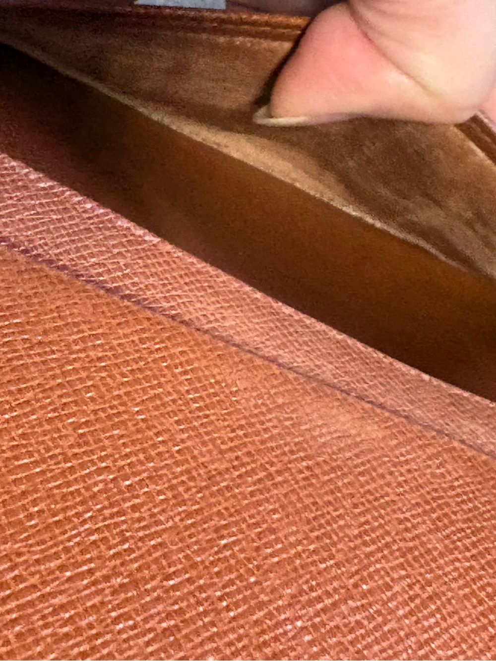 Authentic LOUIS VUITTON CREDIT CARD/CHECK-BOOK wallet - Picture 9 of 13